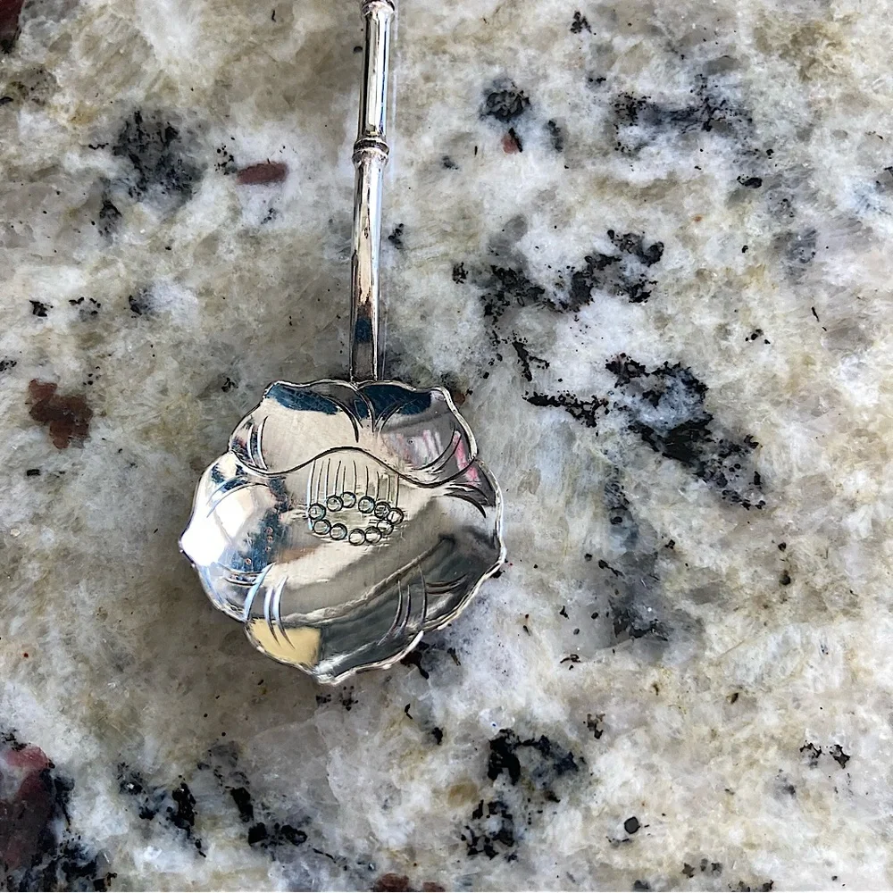 Antique Japanese Sterling Silver Demitasse Spoons, Set of 6 - Picture 7 of 16